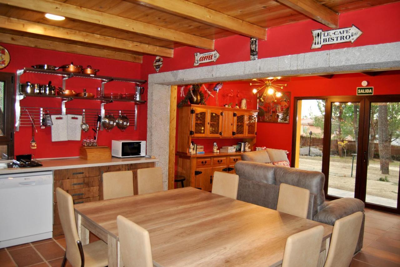 Complejo Casas Rurales Mansiones Y Villas Deluxe Collado Mediano Dış mekan fotoğraf