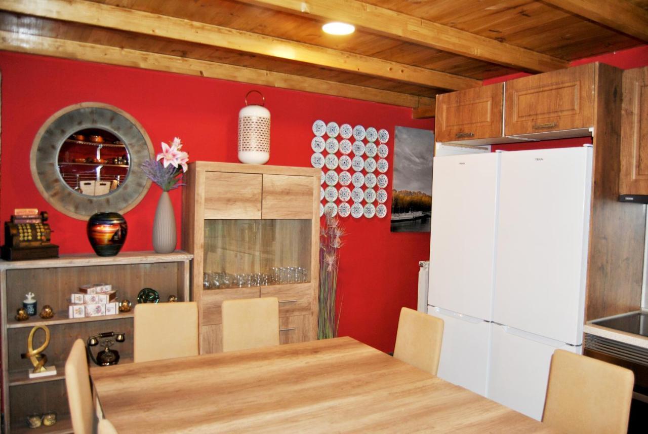 Complejo Casas Rurales Mansiones Y Villas Deluxe Collado Mediano Dış mekan fotoğraf