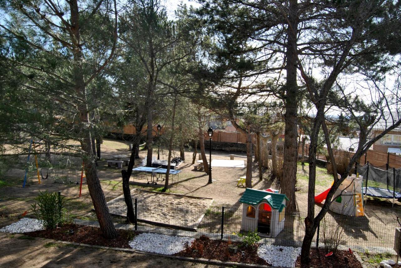 Complejo Casas Rurales Mansiones Y Villas Deluxe Collado Mediano Dış mekan fotoğraf