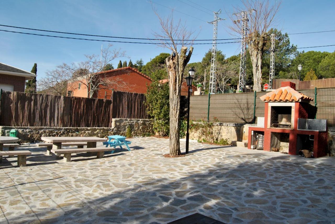 Complejo Casas Rurales Mansiones Y Villas Deluxe Collado Mediano Dış mekan fotoğraf